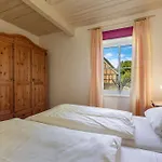 1 Holiday home